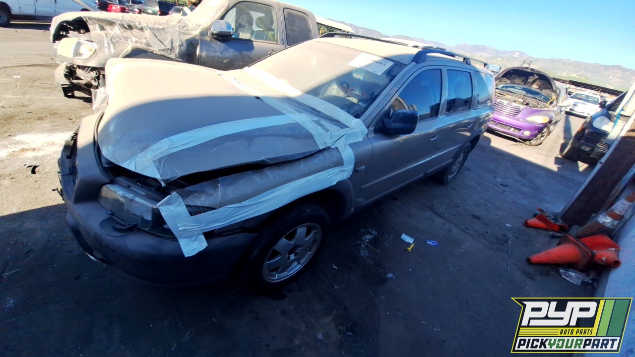 2002 VOLVO V70 partes disponibles