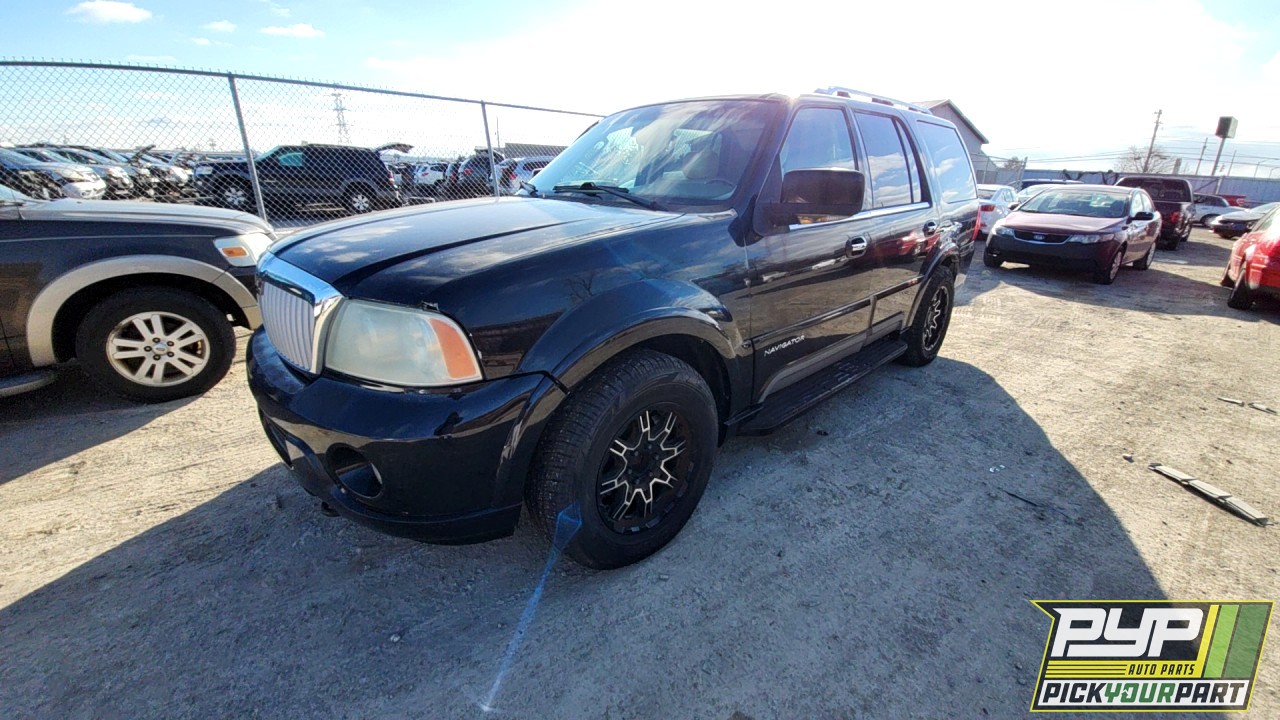 2004 LINCOLN NAVIGATOR available for parts