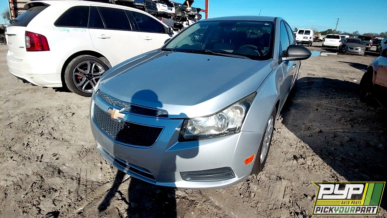 2011 CHEVROLET CRUZE partes disponibles