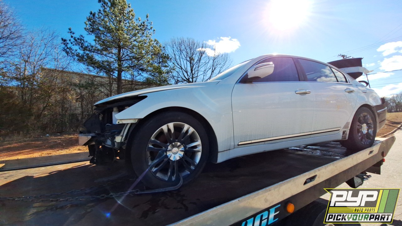 2009 HYUNDAI GENESIS partes disponibles