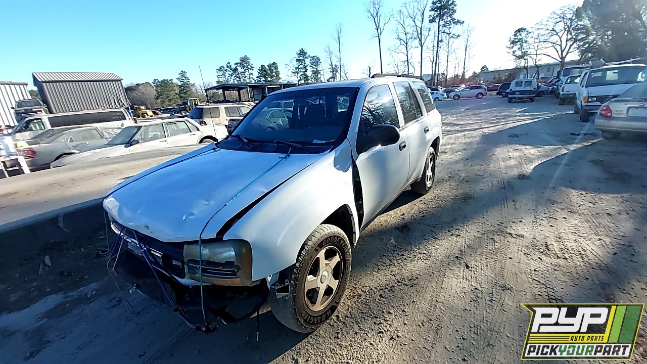2004 CHEVROLET TRAILBLAZER available for parts
