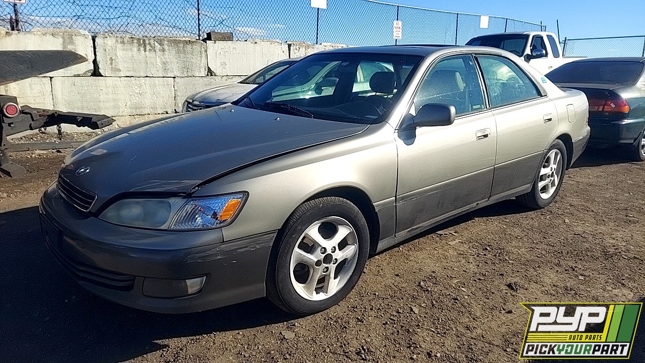 2001 LEXUS ES300 available for parts