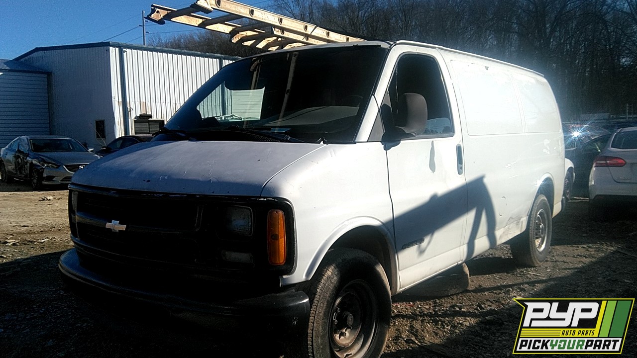 2001 CHEVROLET EXPRESS 3500 partes disponibles