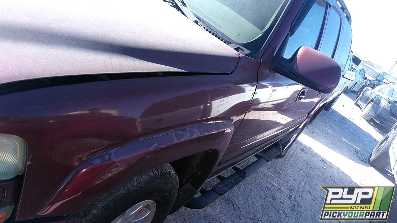 2004 CHEVROLET SUBURBAN 1500 partes disponibles