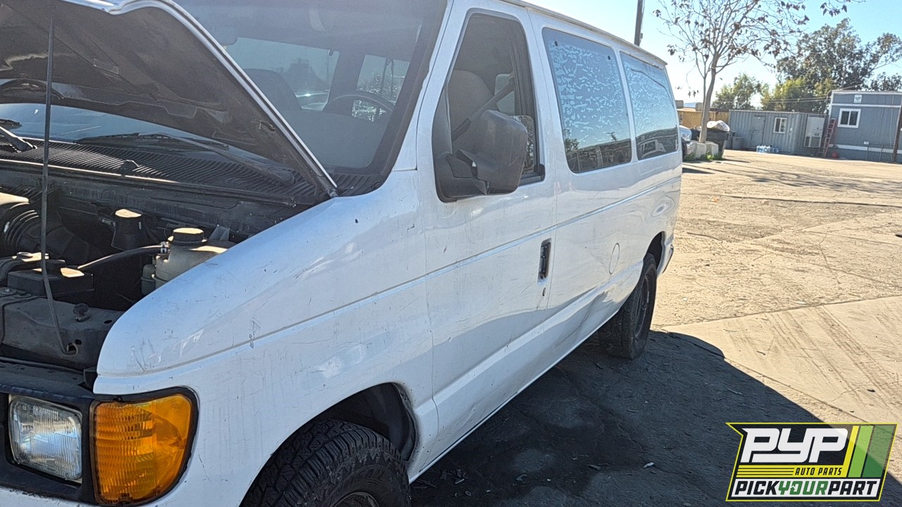 2003 FORD E-150 CLUB WAGON partes disponibles