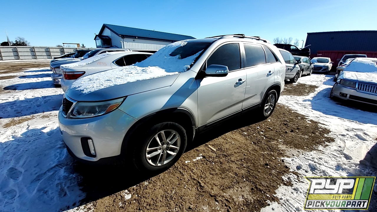 2015 KIA SORENTO available for parts