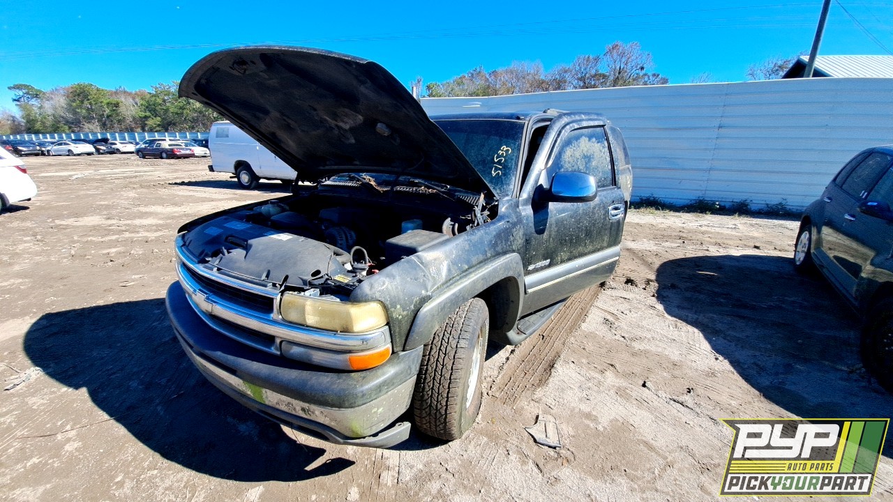 2000 CHEVROLET SUBURBAN 1500 available for parts
