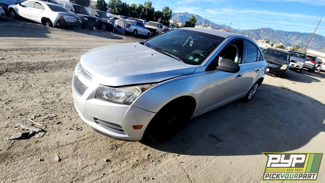 2012 CHEVROLET CRUZE partes disponibles
