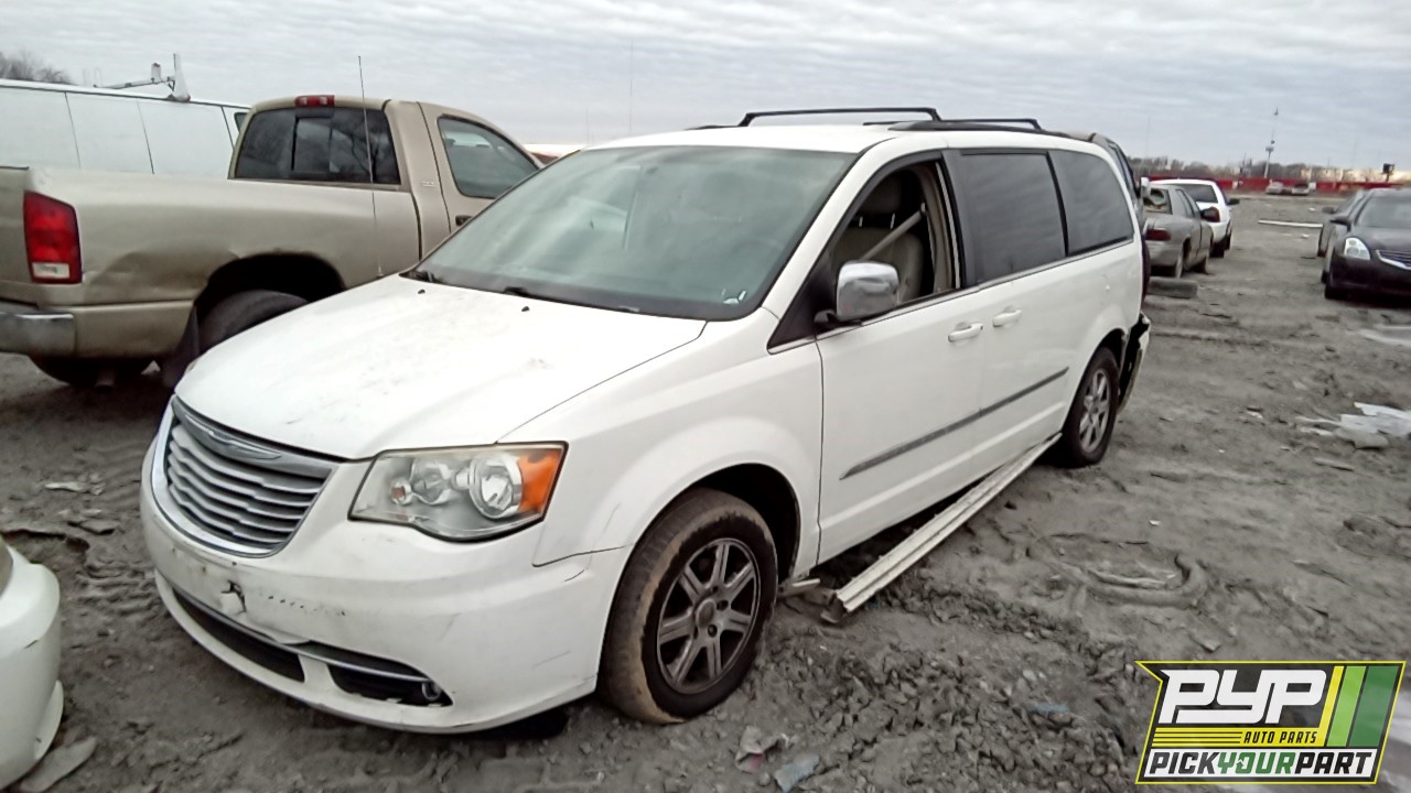 2012 CHRYSLER TOWN & COUNTRY partes disponibles