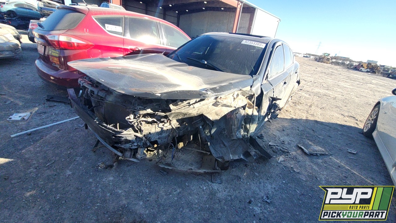 2015 INFINITI Q50 partes disponibles