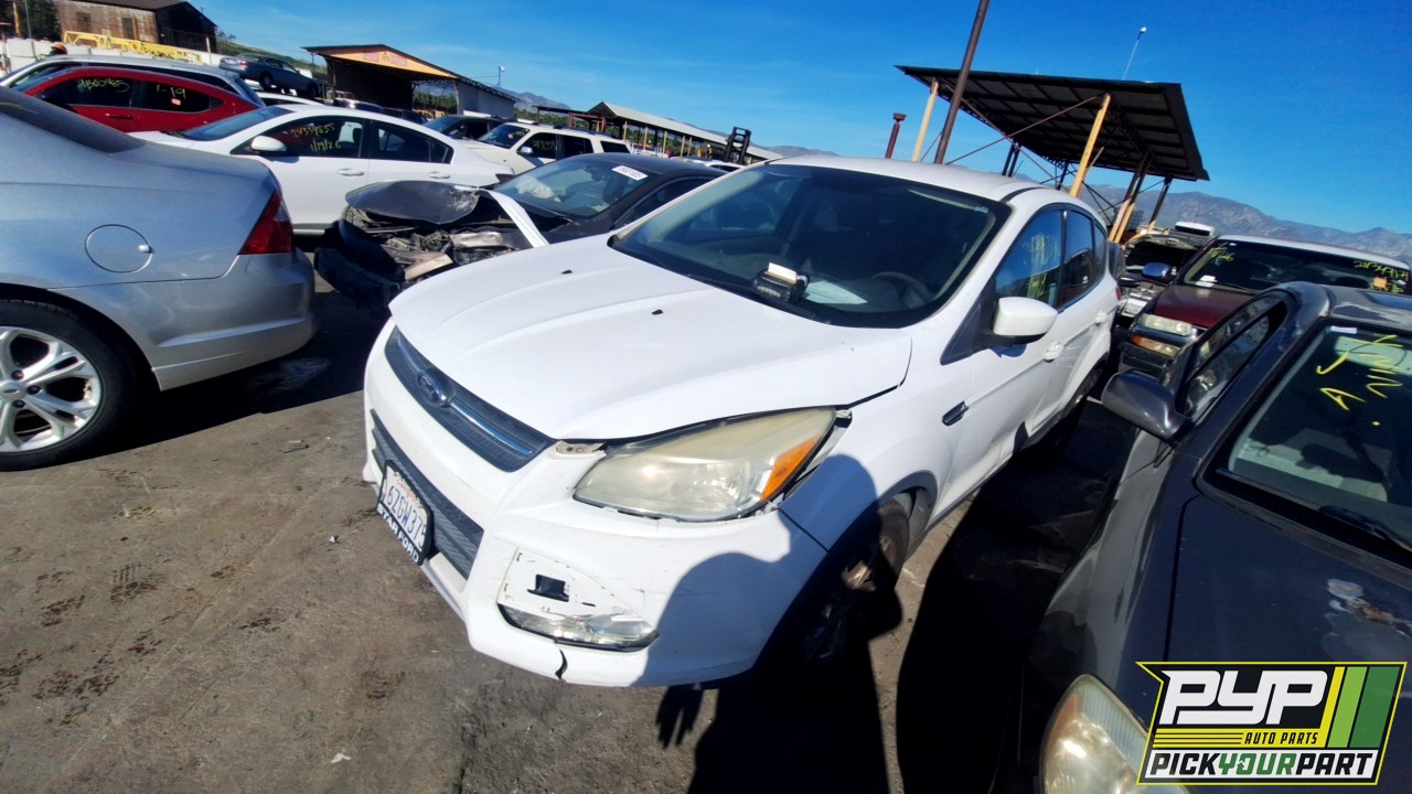 2013 FORD ESCAPE partes disponibles