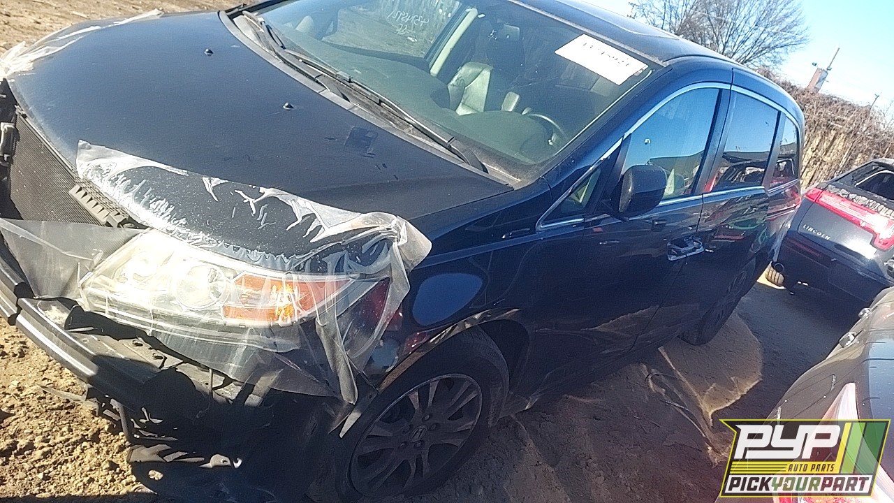 2013 HONDA ODYSSEY available for parts