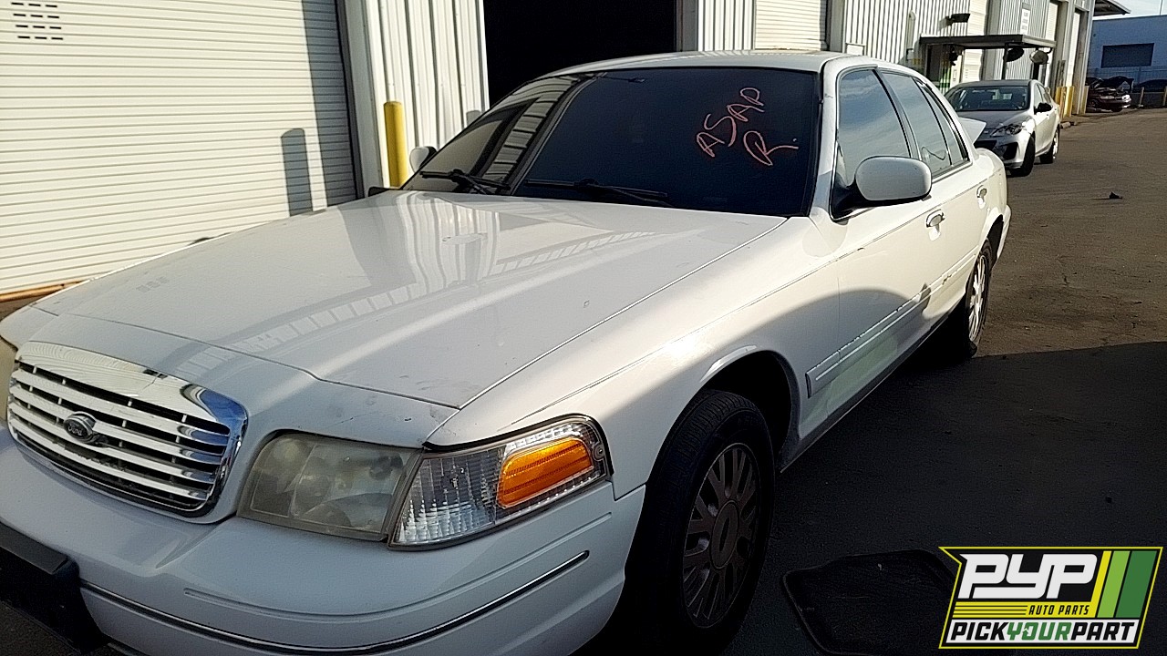 2003 FORD CROWN VICTORIA partes disponibles