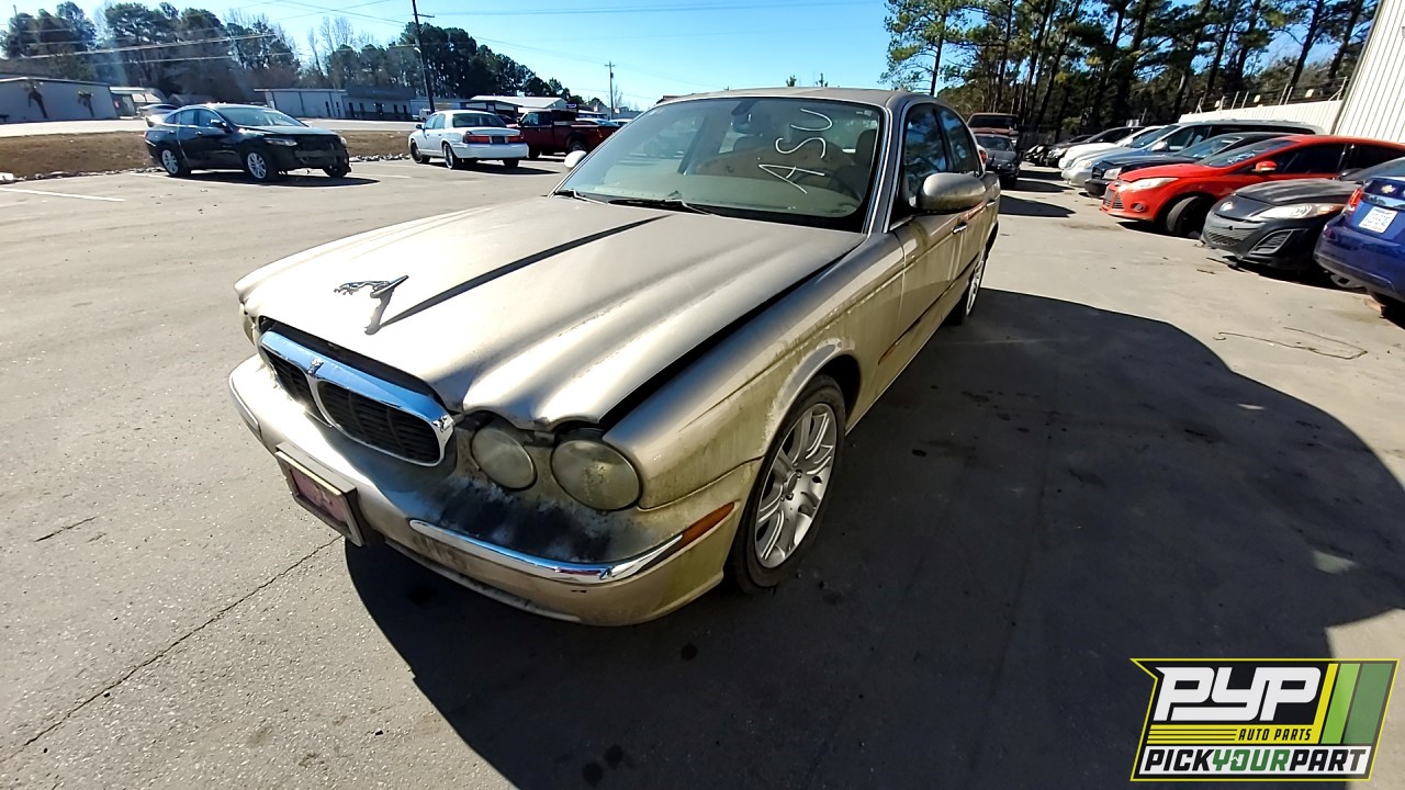 2004 JAGUAR XJ8 partes disponibles