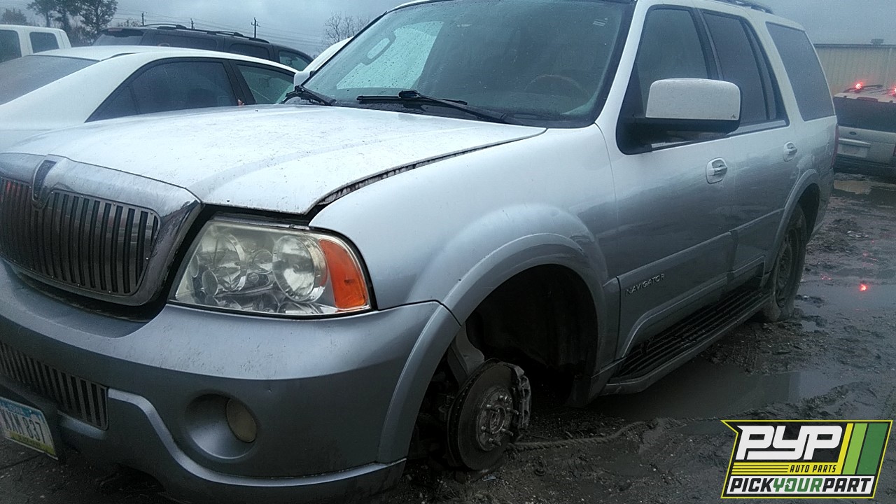 2004 LINCOLN NAVIGATOR partes disponibles