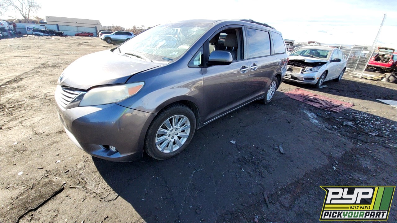 2015 TOYOTA SIENNA available for parts