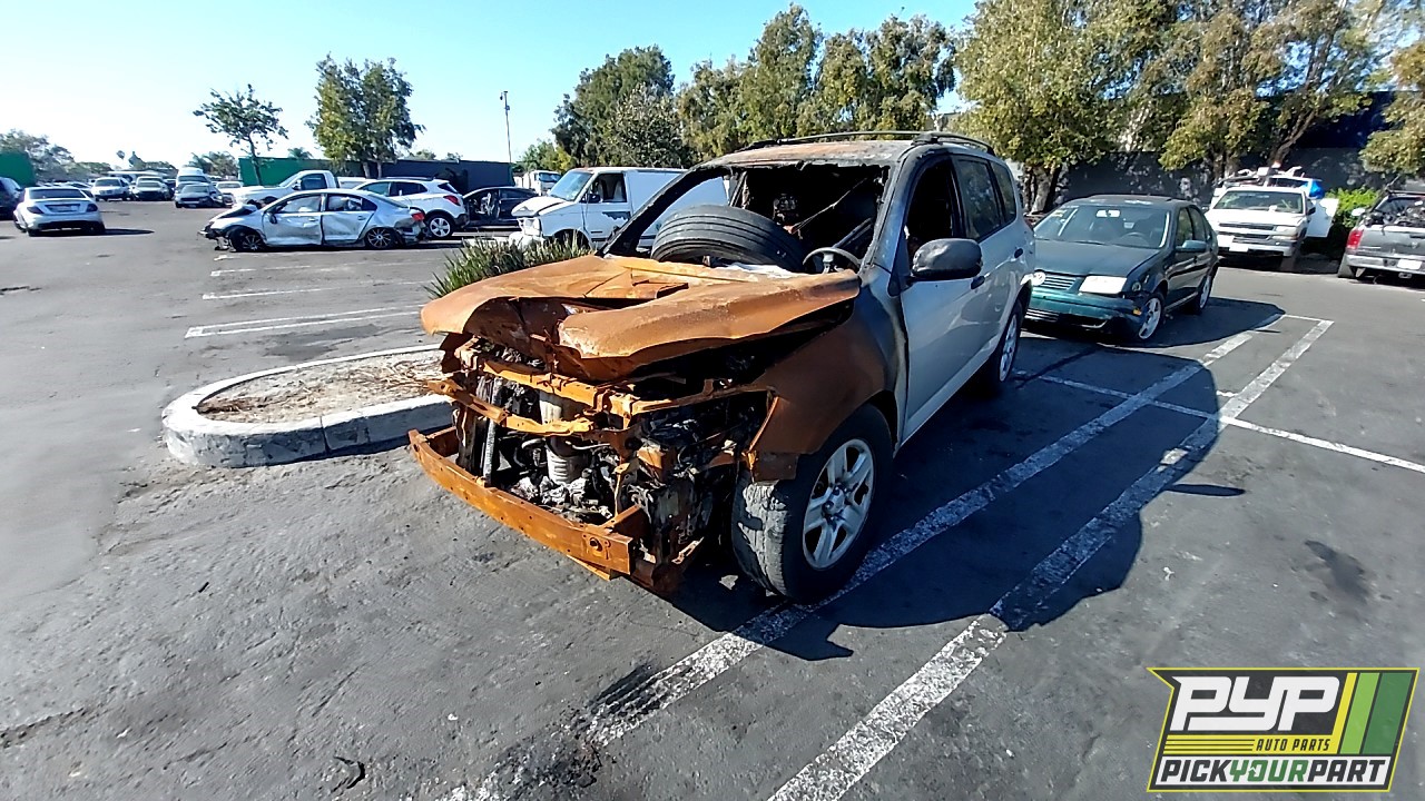 2006 TOYOTA RAV4 available for parts