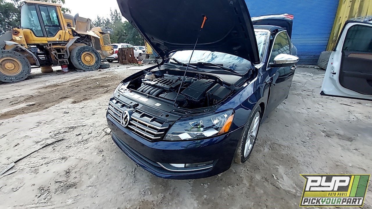 2012 VOLKSWAGEN PASSAT partes disponibles