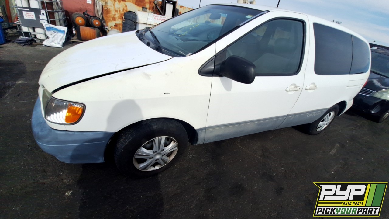2001 TOYOTA SIENNA partes disponibles