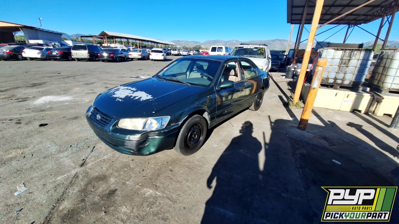 2001 TOYOTA CAMRY available for parts