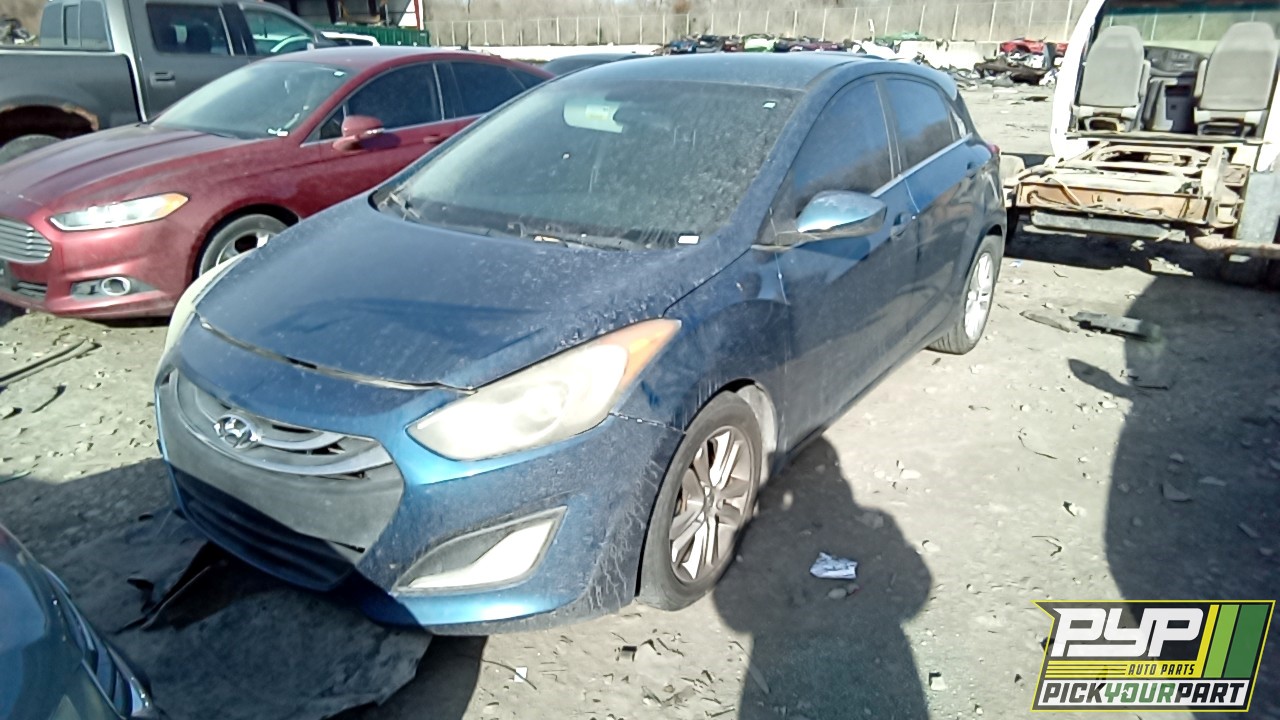 2015 HYUNDAI ELANTRA GT partes disponibles