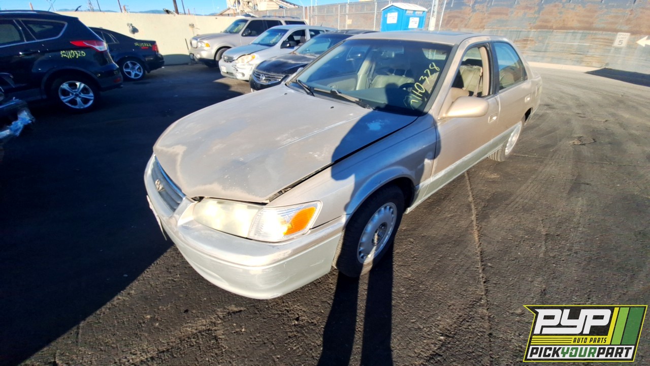 2001 TOYOTA CAMRY partes disponibles