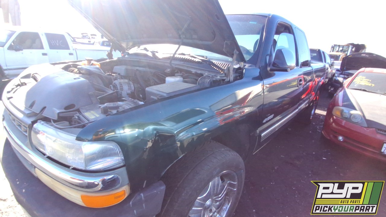 2000 CHEVROLET SILVERADO 1500 available for parts