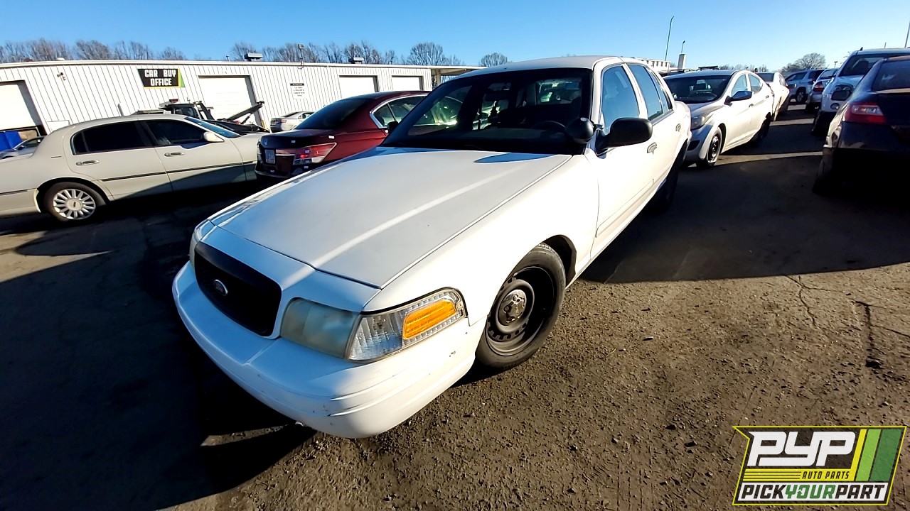 2002 FORD CROWN VICTORIA available for parts