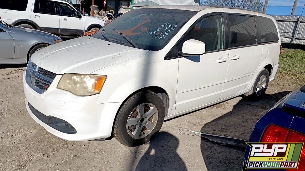2013 DODGE GRAND CARAVAN partes disponibles