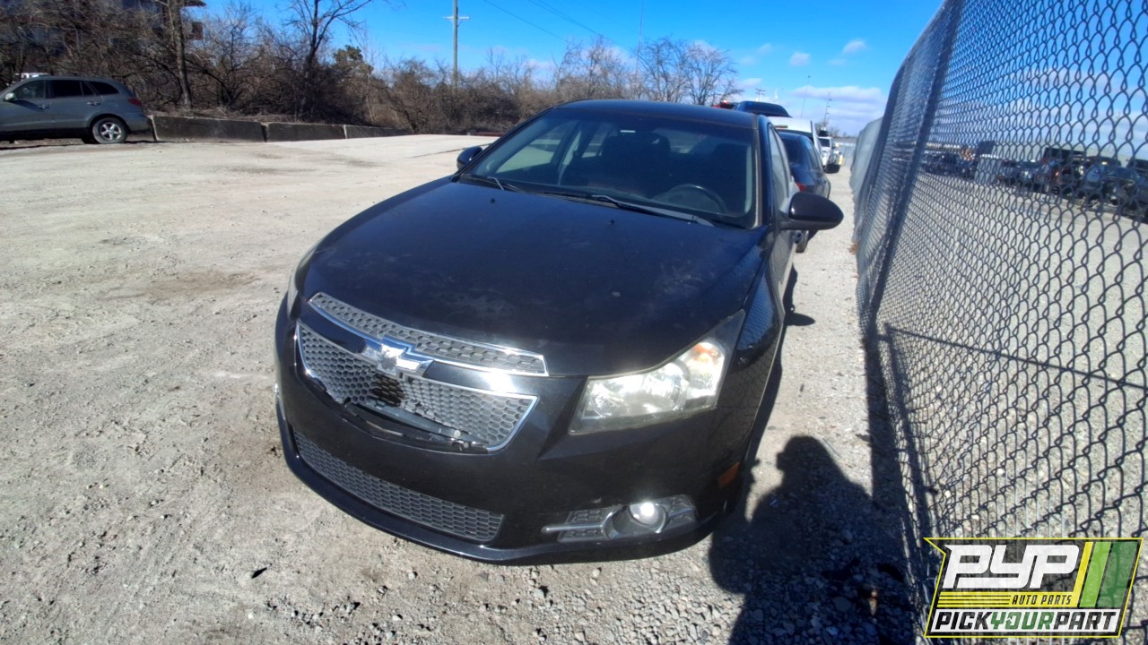 2011 CHEVROLET CRUZE partes disponibles