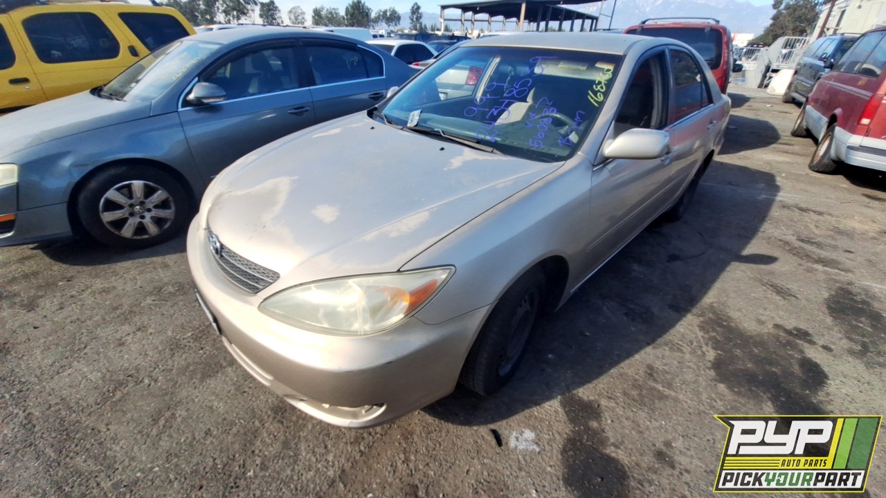 2003 TOYOTA CAMRY partes disponibles