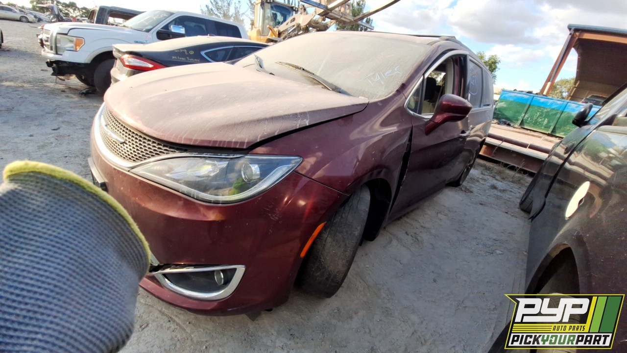 2018 CHRYSLER PACIFICA partes disponibles