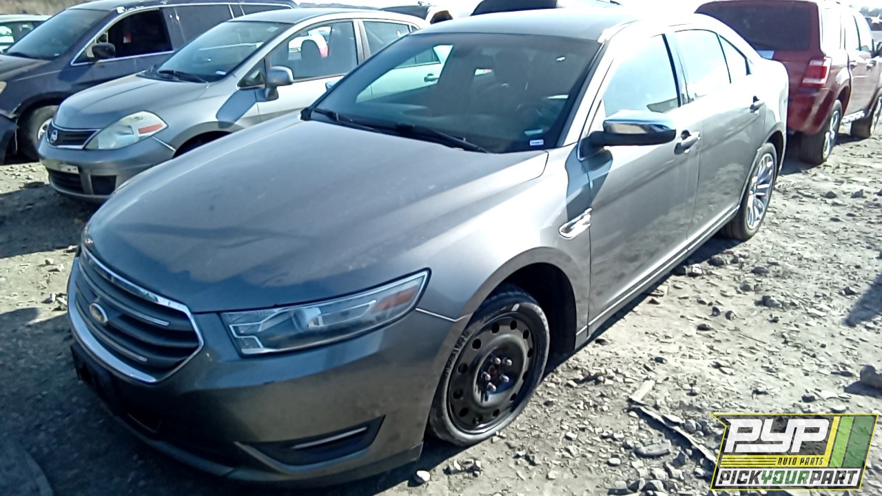 2013 FORD TAURUS partes disponibles