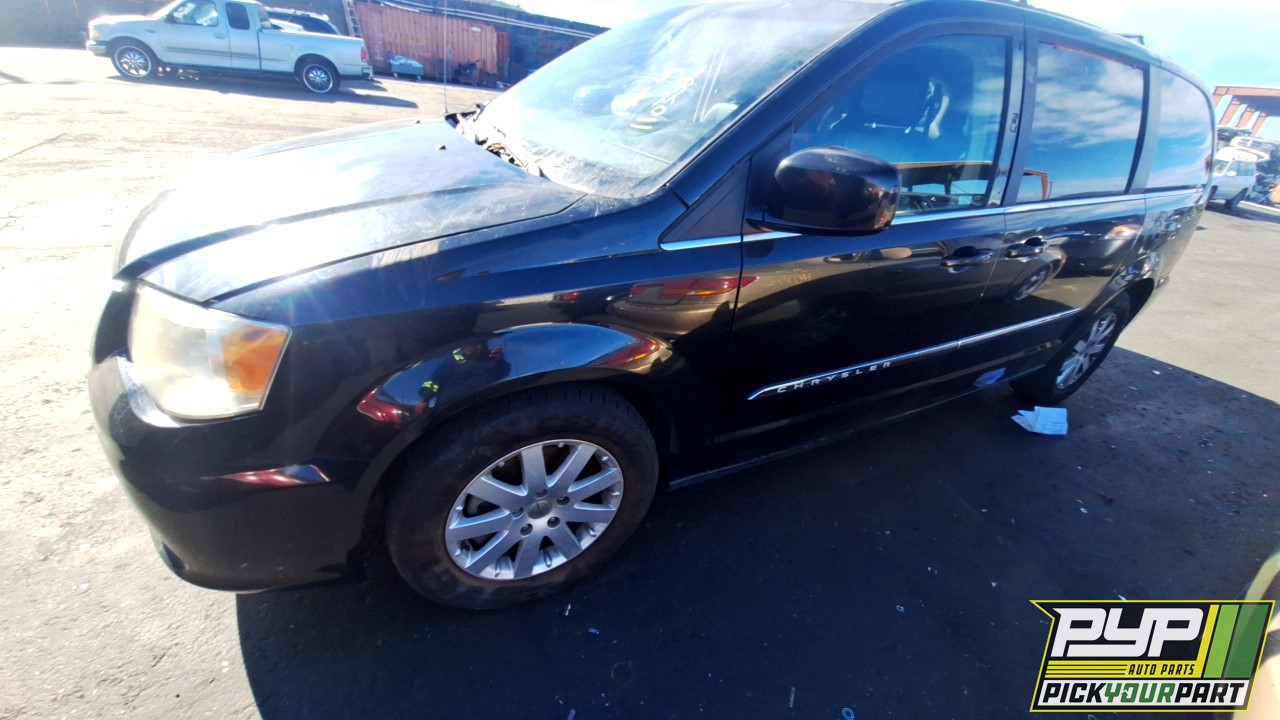 2014 CHRYSLER TOWN & COUNTRY partes disponibles