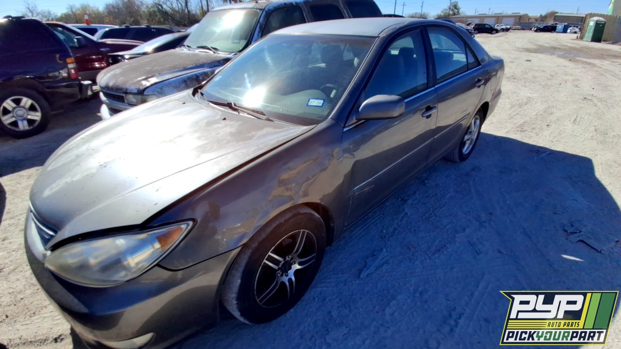 2005 TOYOTA CAMRY partes disponibles