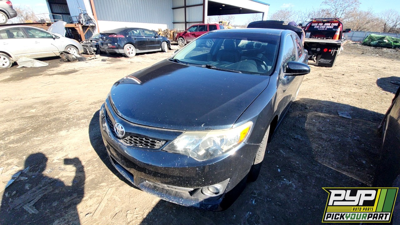 2012 TOYOTA CAMRY partes disponibles