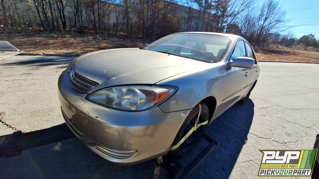 2003 TOYOTA CAMRY partes disponibles