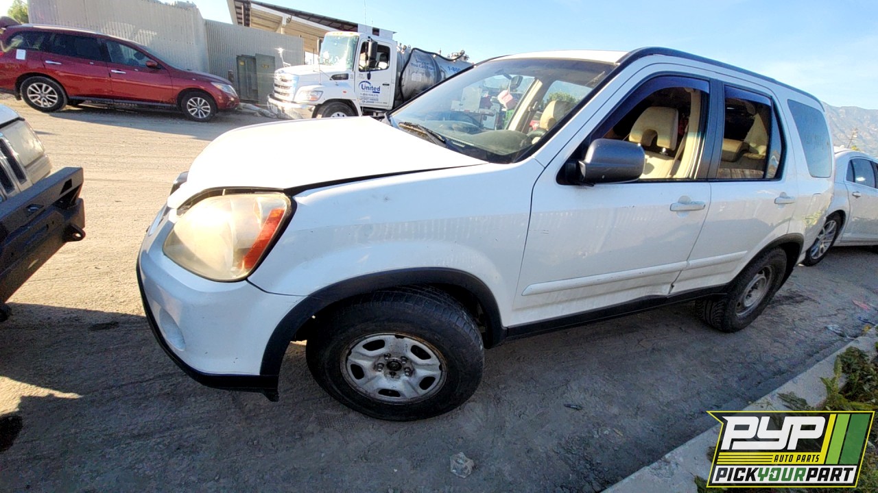 2005 HONDA CR-V partes disponibles
