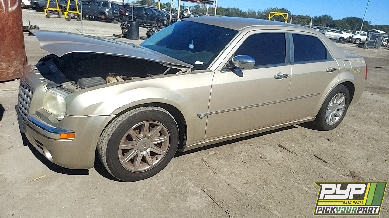 2006 CHRYSLER 300 available for parts
