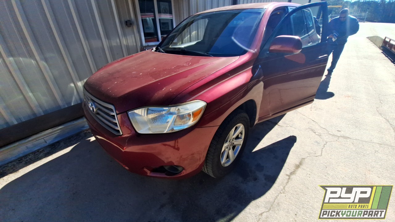 2008 TOYOTA HIGHLANDER available for parts
