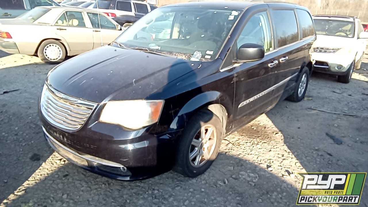 2011 CHRYSLER TOWN & COUNTRY partes disponibles