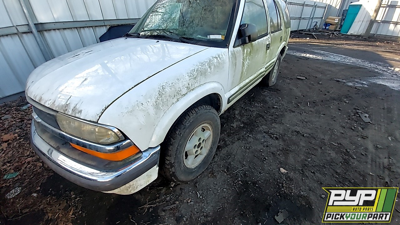 2001 CHEVROLET BLAZER partes disponibles