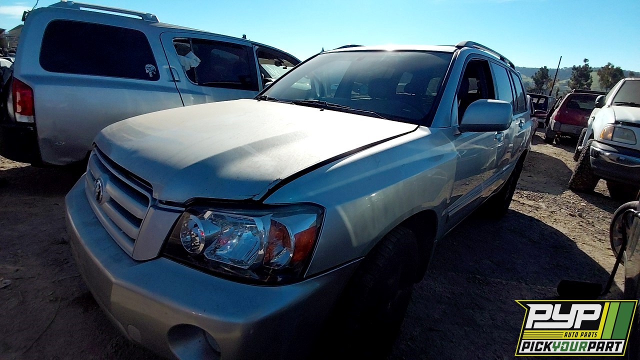 2004 TOYOTA HIGHLANDER partes disponibles