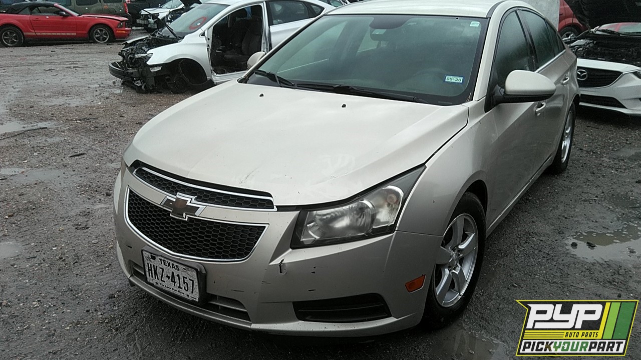 2013 CHEVROLET CRUZE partes disponibles