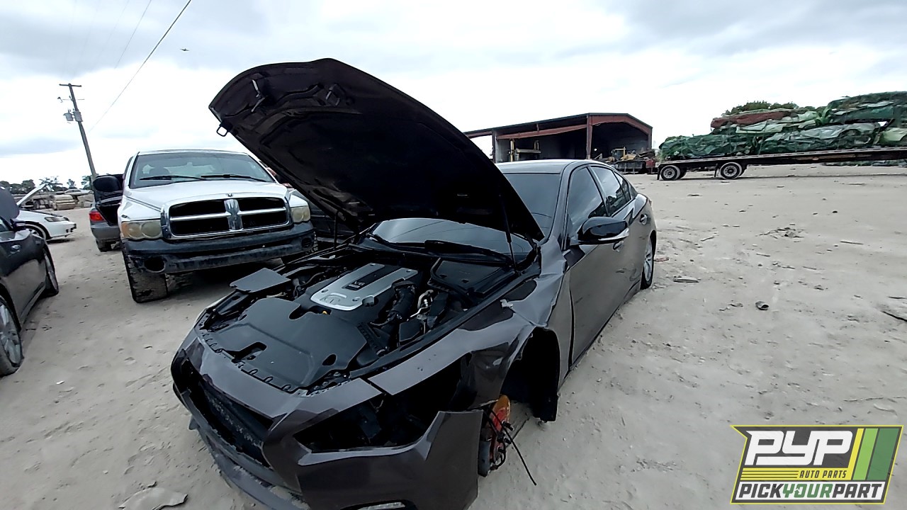 2015 INFINITI Q50 partes disponibles