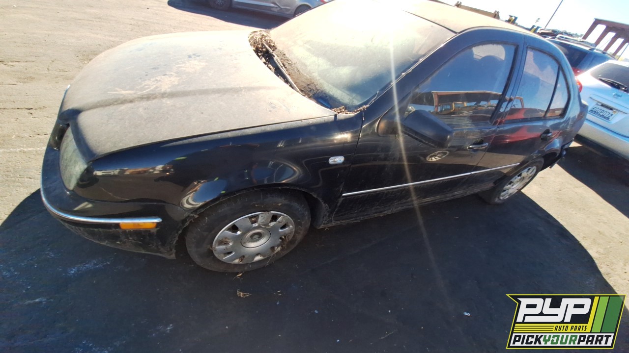 2004 VOLKSWAGEN JETTA partes disponibles