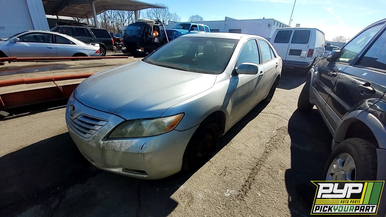 2008 TOYOTA CAMRY partes disponibles