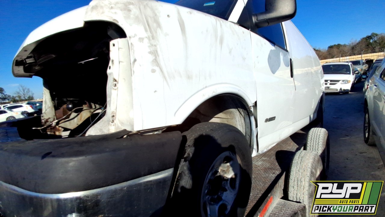 2003 CHEVROLET EXPRESS 3500 partes disponibles