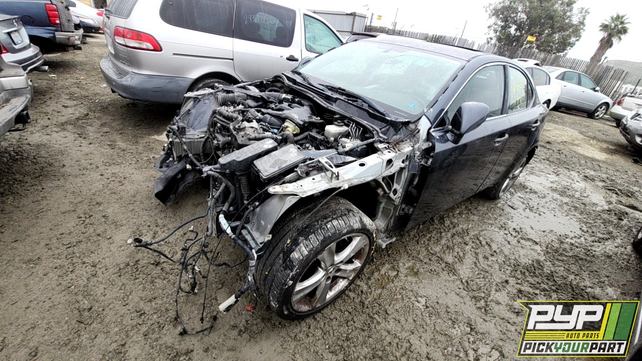 2008 LEXUS IS250 partes disponibles