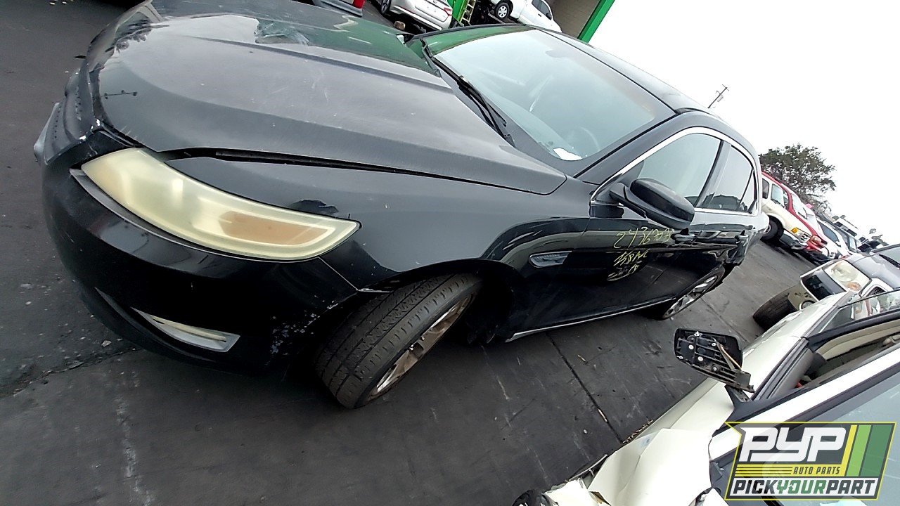 2010 FORD TAURUS partes disponibles